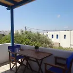 Gelly's Lejlighedshotel Alikí