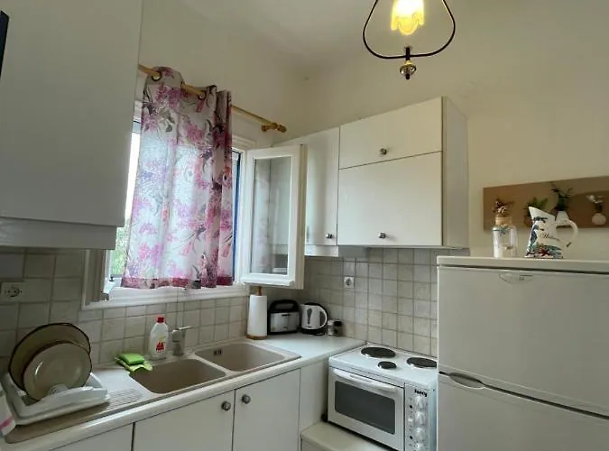 Ξενοδοχείο με διαμερίσματα Gelly's