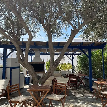 Gelly's Aparthotel Aliki (Paros)